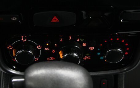 Renault Duster I рестайлинг, 2013 год, 1 000 000 рублей, 15 фотография