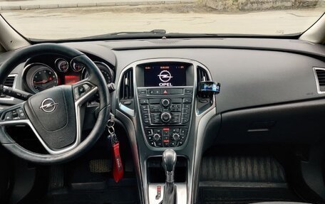 Opel Astra J, 2013 год, 950 000 рублей, 26 фотография