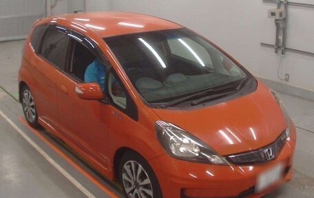 Honda Fit III, 2011 год, 650 000 рублей, 2 фотография