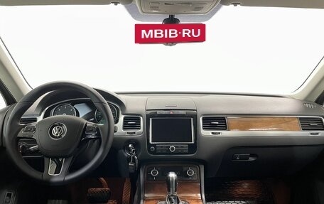 Volkswagen Touareg III, 2011 год, 2 300 000 рублей, 11 фотография