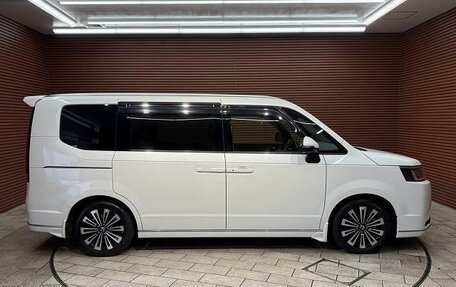 Honda Stepwgn, 2025 год, 2 750 000 рублей, 2 фотография