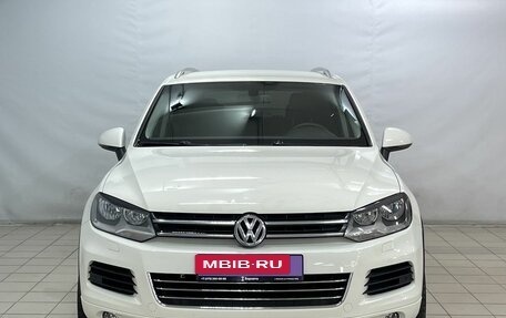 Volkswagen Touareg III, 2011 год, 2 300 000 рублей, 3 фотография