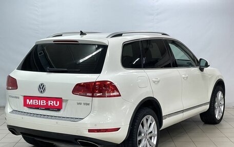 Volkswagen Touareg III, 2011 год, 2 300 000 рублей, 4 фотография