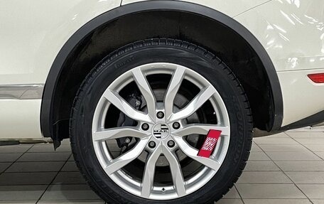 Volkswagen Touareg III, 2011 год, 2 300 000 рублей, 20 фотография
