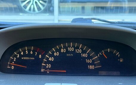 Toyota Nadia, 2001 год, 710 000 рублей, 16 фотография