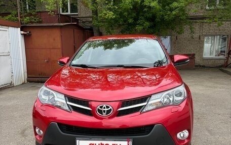 Toyota RAV4, 2014 год, 2 100 000 рублей, 2 фотография
