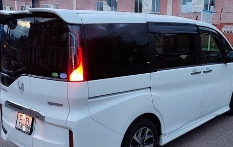 Honda Stepwgn IV, 2017 год, 2 170 000 рублей, 6 фотография