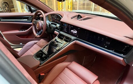 Porsche Panamera, 2025 год, 22 990 000 рублей, 25 фотография