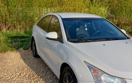 Chevrolet Cruze II, 2014 год, 930 000 рублей, 3 фотография