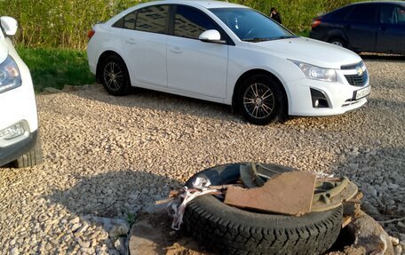 Chevrolet Cruze II, 2014 год, 930 000 рублей, 2 фотография