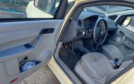 Volkswagen Caddy III рестайлинг, 2011 год, 560 000 рублей, 6 фотография