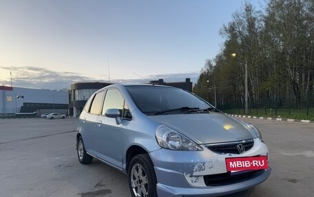 Honda Fit III, 2003 год, 350 000 рублей, 2 фотография