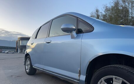 Honda Fit III, 2003 год, 350 000 рублей, 8 фотография