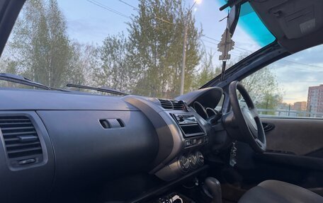 Honda Fit III, 2003 год, 350 000 рублей, 11 фотография