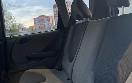 Honda Fit III, 2003 год, 350 000 рублей, 13 фотография