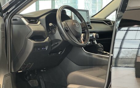 Toyota RAV4, 2021 год, 3 900 000 рублей, 11 фотография