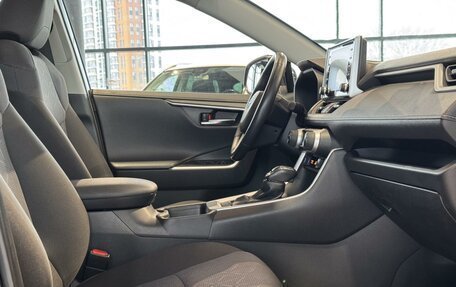 Toyota RAV4, 2021 год, 3 900 000 рублей, 15 фотография
