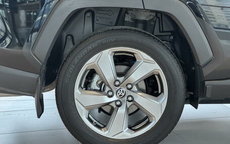 Toyota RAV4, 2021 год, 3 900 000 рублей, 27 фотография