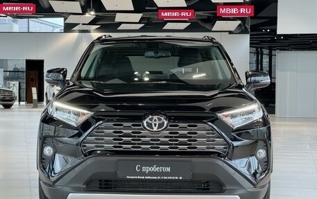 Toyota RAV4, 2021 год, 3 900 000 рублей, 3 фотография