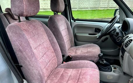 Renault Kangoo II рестайлинг, 2004 год, 330 000 рублей, 18 фотография