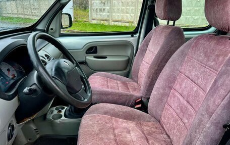 Renault Kangoo II рестайлинг, 2004 год, 330 000 рублей, 17 фотография