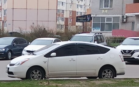 Toyota Prius, 2006 год, 900 000 рублей, 2 фотография