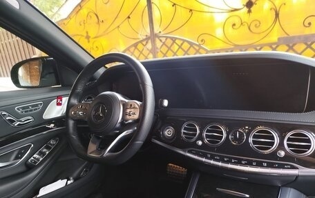 Mercedes-Benz S-Класс, 2018 год, 8 350 000 рублей, 10 фотография