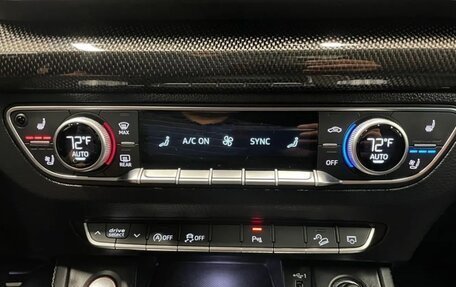 Audi SQ5, 2022 год, 6 034 000 рублей, 14 фотография