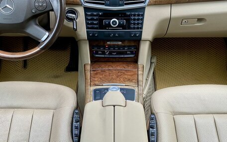Mercedes-Benz E-Класс, 2010 год, 1 450 000 рублей, 14 фотография
