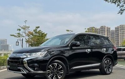 Mitsubishi Outlander III рестайлинг 3, 2021 год, 1 885 500 рублей, 1 фотография