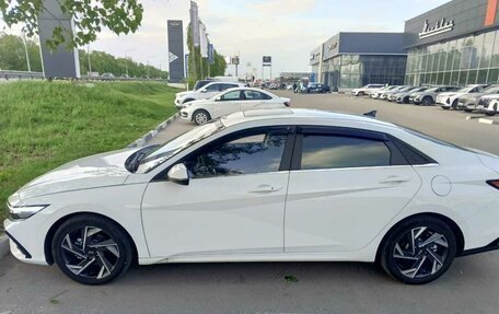 Hyundai Elantra, 2024 год, 1 850 000 рублей, 11 фотография