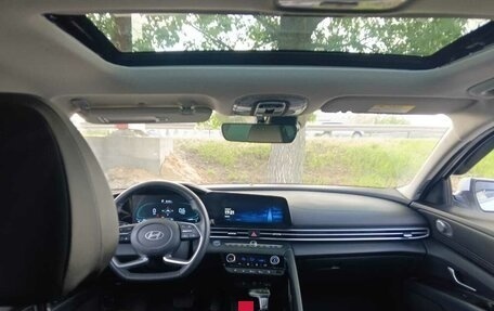 Hyundai Elantra, 2024 год, 1 850 000 рублей, 5 фотография