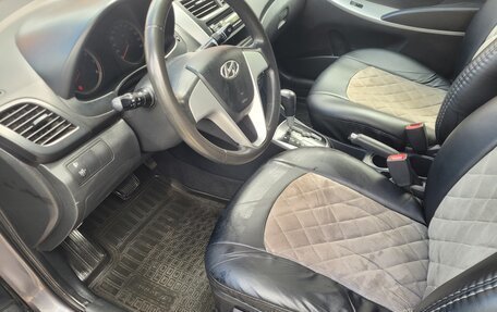 Hyundai Solaris II рестайлинг, 2011 год, 745 000 рублей, 9 фотография