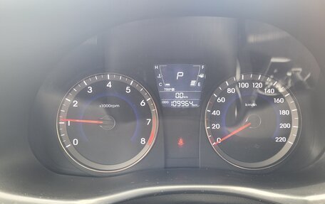 Hyundai Solaris II рестайлинг, 2011 год, 745 000 рублей, 14 фотография