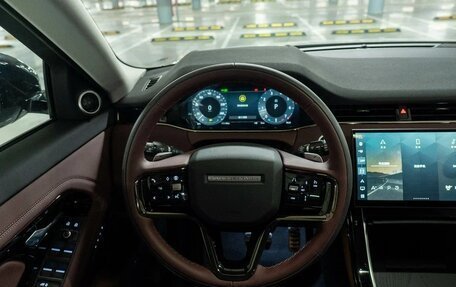 Land Rover Range Rover Evoque II, 2024 год, 5 200 000 рублей, 12 фотография