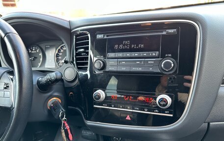Mitsubishi Outlander III рестайлинг 3, 2020 год, 2 190 000 рублей, 20 фотография