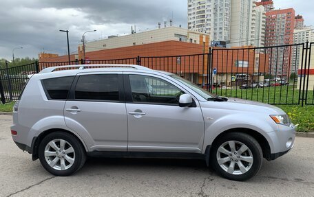 Mitsubishi Outlander III рестайлинг 3, 2008 год, 1 200 000 рублей, 2 фотография