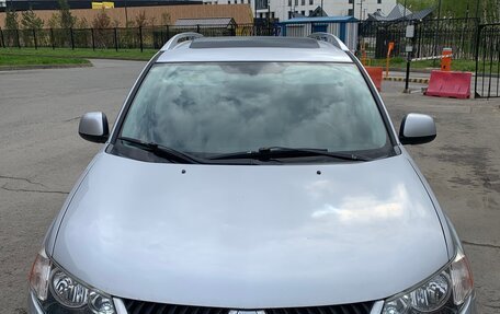 Mitsubishi Outlander III рестайлинг 3, 2008 год, 1 200 000 рублей, 9 фотография