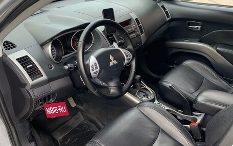 Mitsubishi Outlander III рестайлинг 3, 2008 год, 1 200 000 рублей, 16 фотография