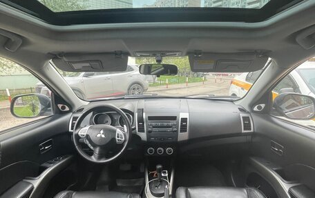 Mitsubishi Outlander III рестайлинг 3, 2008 год, 1 200 000 рублей, 20 фотография