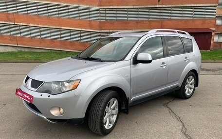 Mitsubishi Outlander III рестайлинг 3, 2008 год, 1 200 000 рублей, 8 фотография