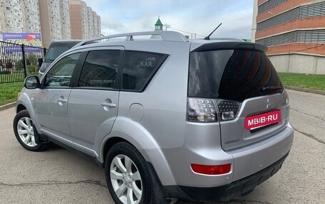 Mitsubishi Outlander III рестайлинг 3, 2008 год, 1 200 000 рублей, 6 фотография