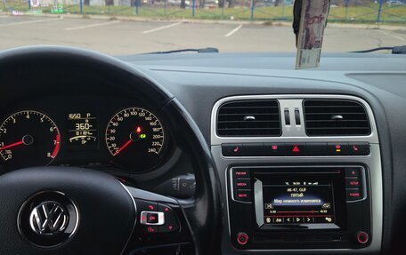Volkswagen Polo VI (EU Market), 2017 год, 1 250 000 рублей, 6 фотография