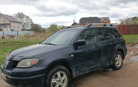 Mitsubishi Outlander III рестайлинг 3, 2003 год, 350 000 рублей, 3 фотография