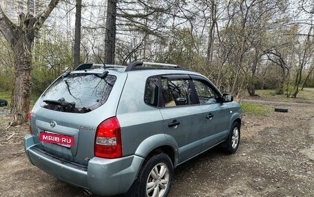 Hyundai Tucson III, 2008 год, 850 000 рублей, 4 фотография