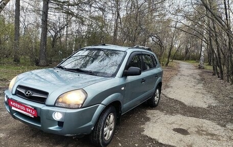 Hyundai Tucson III, 2008 год, 850 000 рублей, 3 фотография