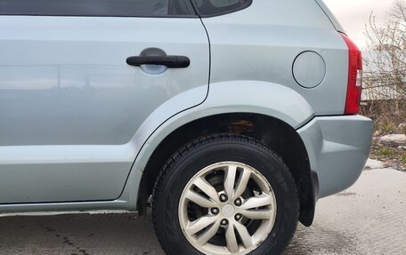 Hyundai Tucson III, 2008 год, 850 000 рублей, 18 фотография