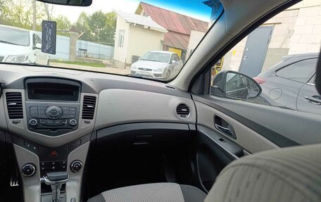 Chevrolet Cruze II, 2012 год, 540 000 рублей, 8 фотография