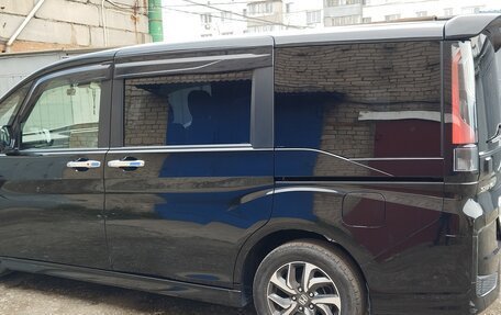Honda Stepwgn IV, 2015 год, 1 300 000 рублей, 4 фотография