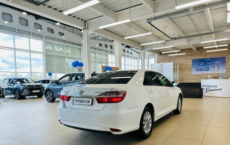 Toyota Camry, 2015 год, 2 089 000 рублей, 6 фотография